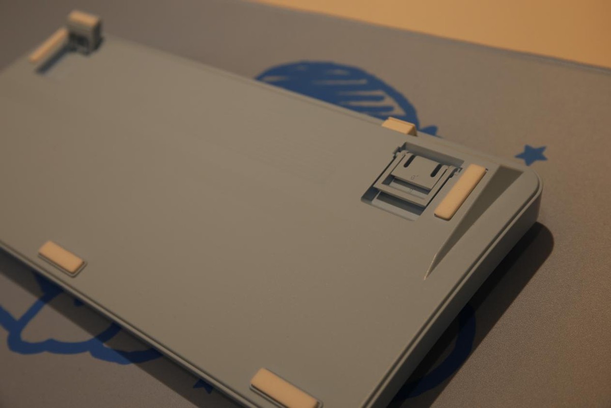 达尔优玉桂狗键盘是什么轴,达尔优玉桂狗键盘怎么调背光