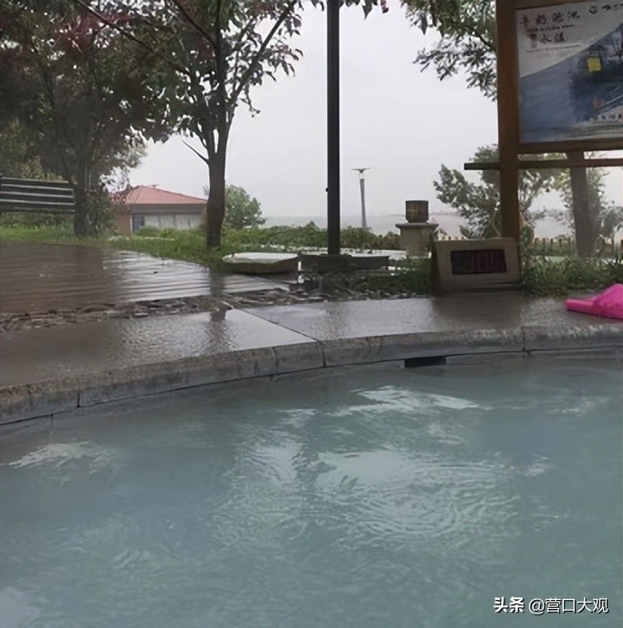 鲅鱼圈海滩木屋,营口海边木屋旅游推荐