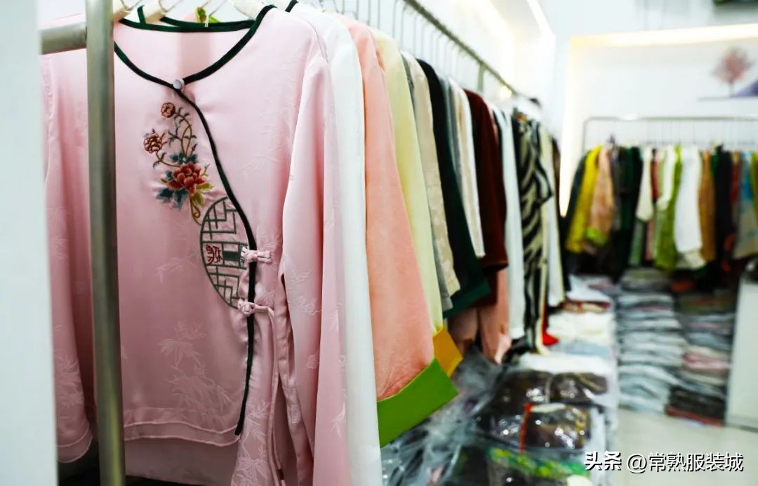 【优品零售】美“翻”啦!一件起批,优惠巨献!带你领略国风雅韵