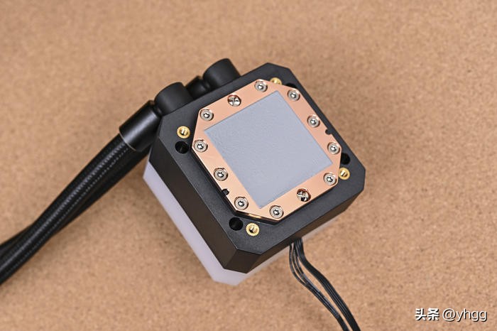 低调实用中塔——ROGZ690HERO+影驰4070Ti+银欣FARAB2装机展示