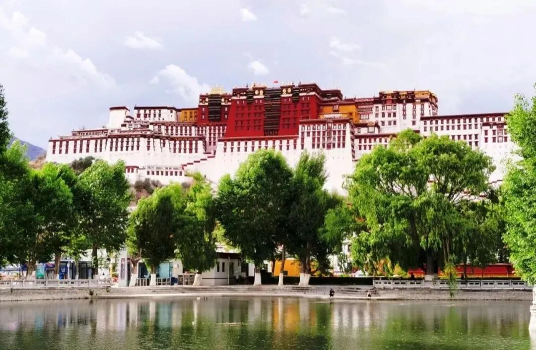 拉萨布达拉宫一万元可以玩下来不,拉萨布达拉宫海拔高度是多少米