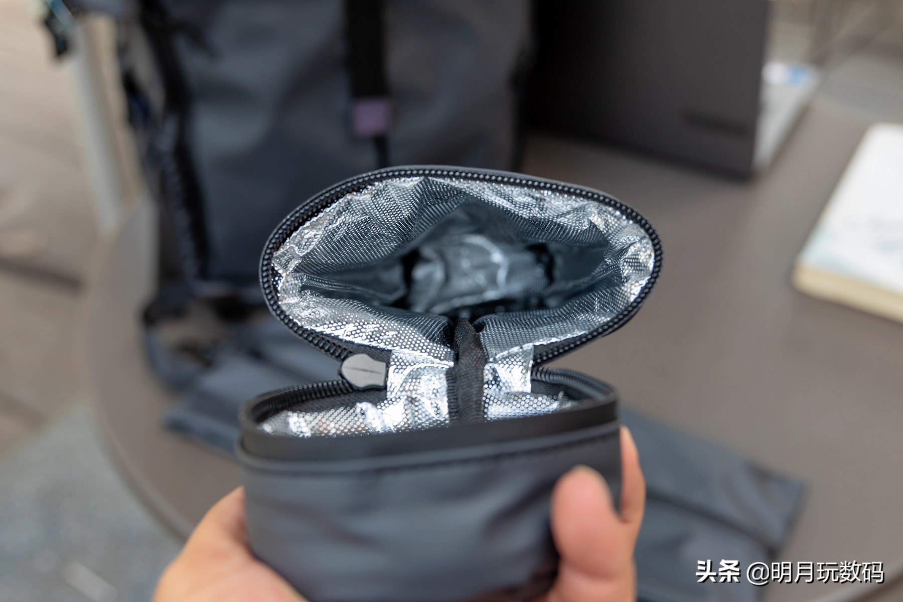 光影行星双肩包男200,类似于光影行星的双肩包