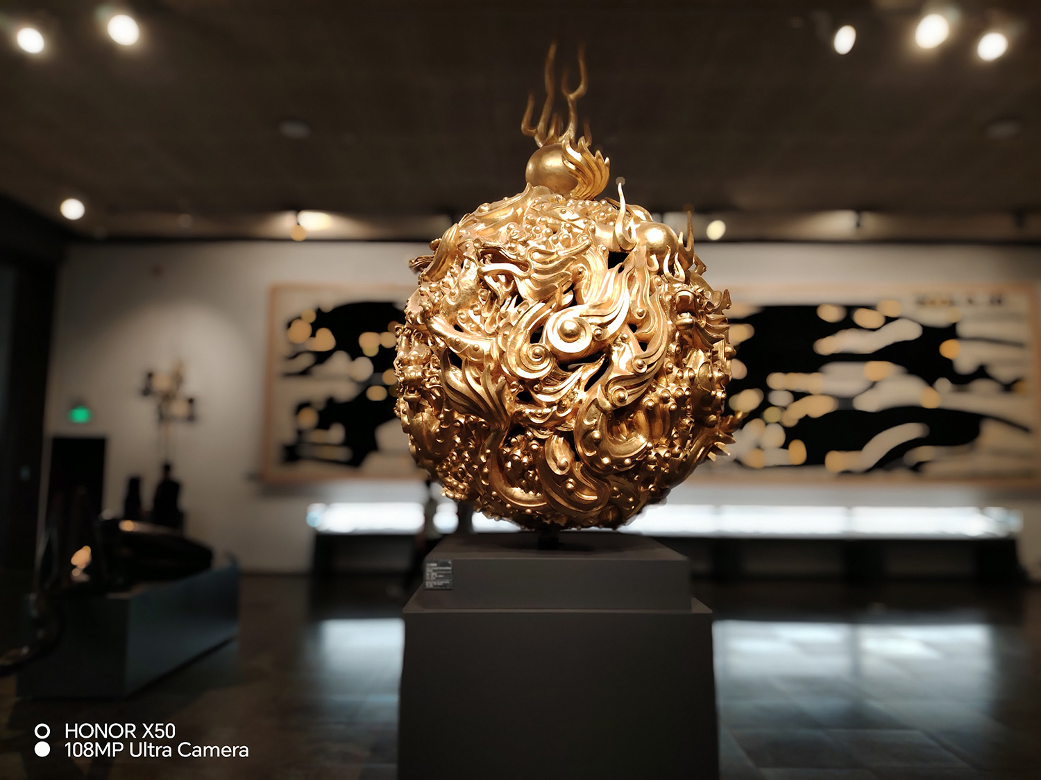 荣耀x50录像自拍镜像,荣耀x50拍照有潜望式长焦吗