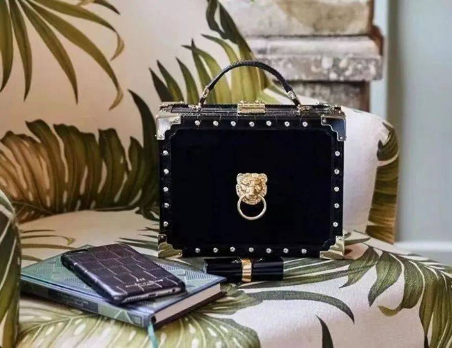 奢侈品牌怎么开店,奢侈品牌的化妆品如何加盟