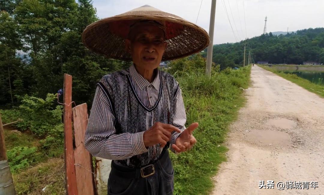 985位英烈长眠在这所学校!“要当作祖坟一样来看护”,一代又一代人这样做……