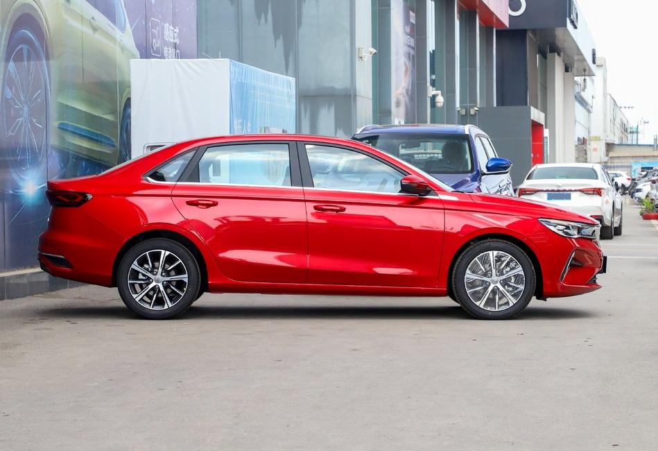 7万左右自动挡省油两厢车,7万左右自动挡省油新车