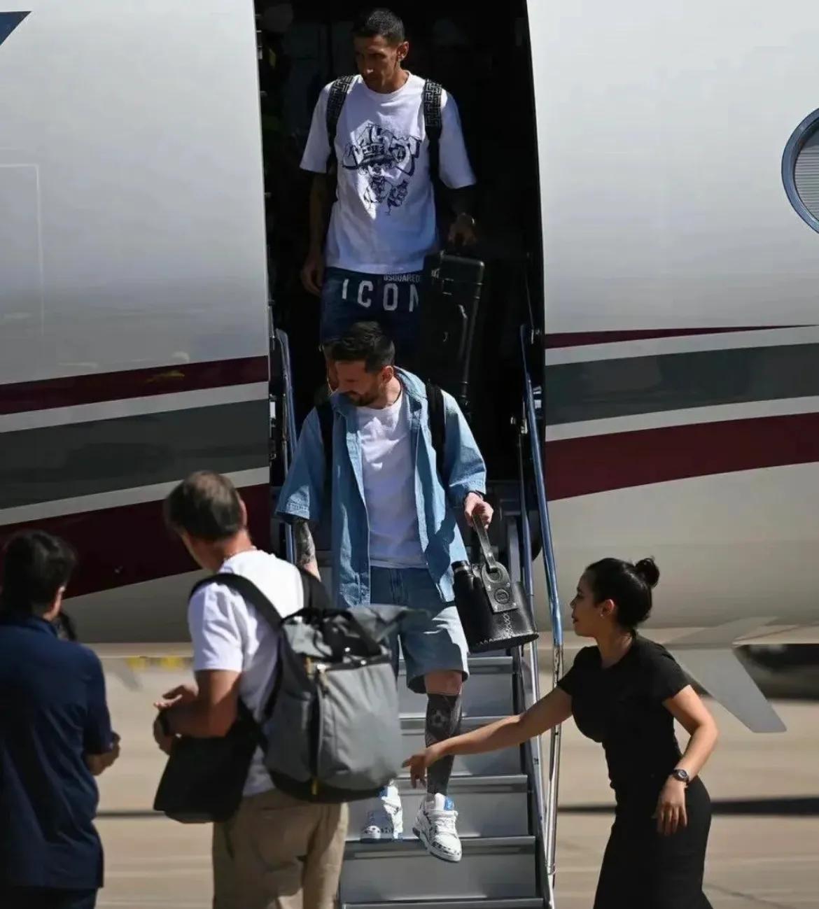 梅西带你回家,梅西呀原名