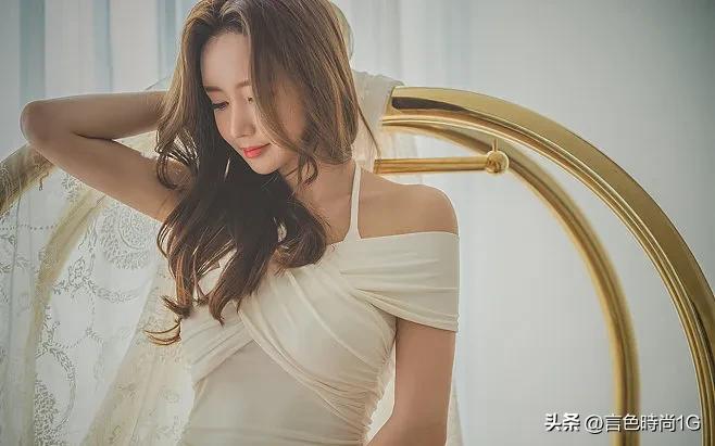 满满浪漫气息的婚纱,清新极简婚纱照