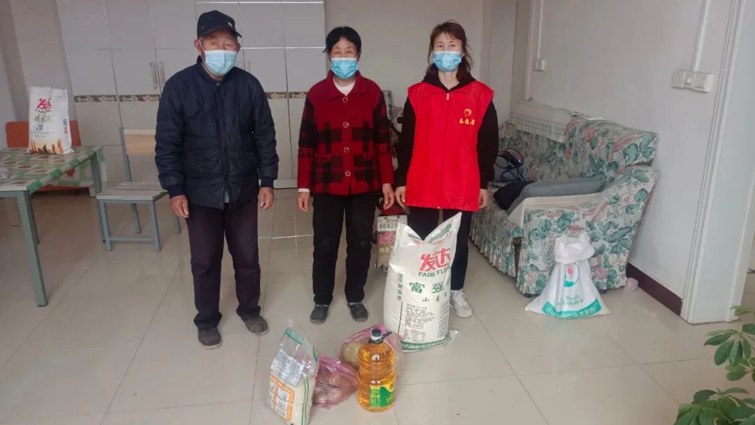 无棣县高井村支书张文滨当起“代购员”贴工又贴钱