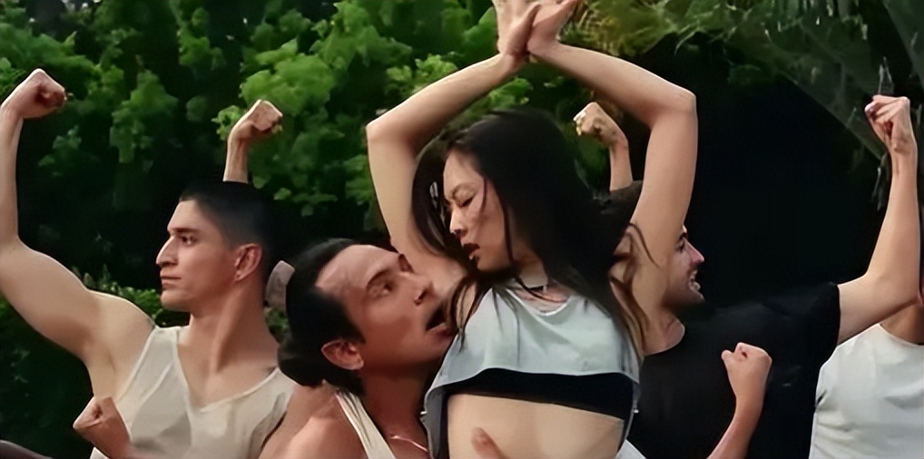 韩国女团新歌野心,韩国女团野心在眼里