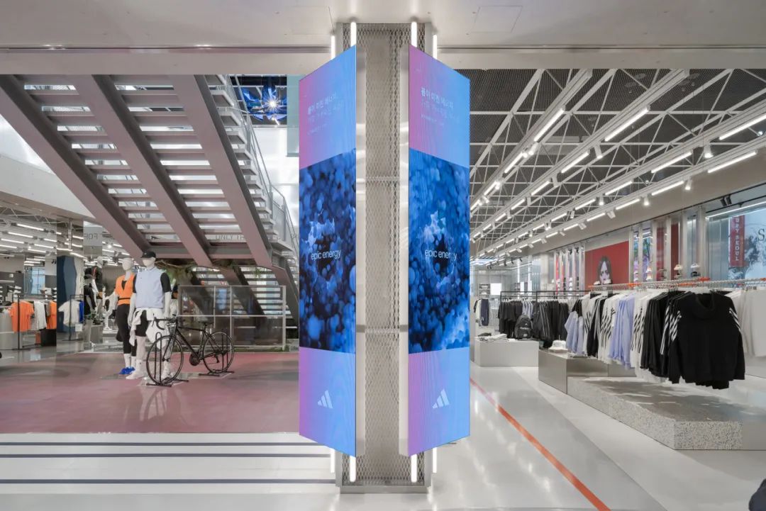 万社设计靠谱吗,首尔adidas旗舰店