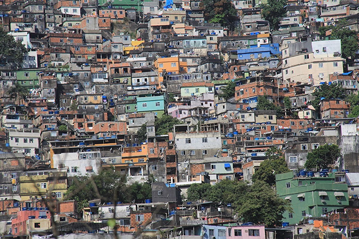 巴西贫民窟毒贩真实视频,中国记者探寻巴西贫民窟毒贩