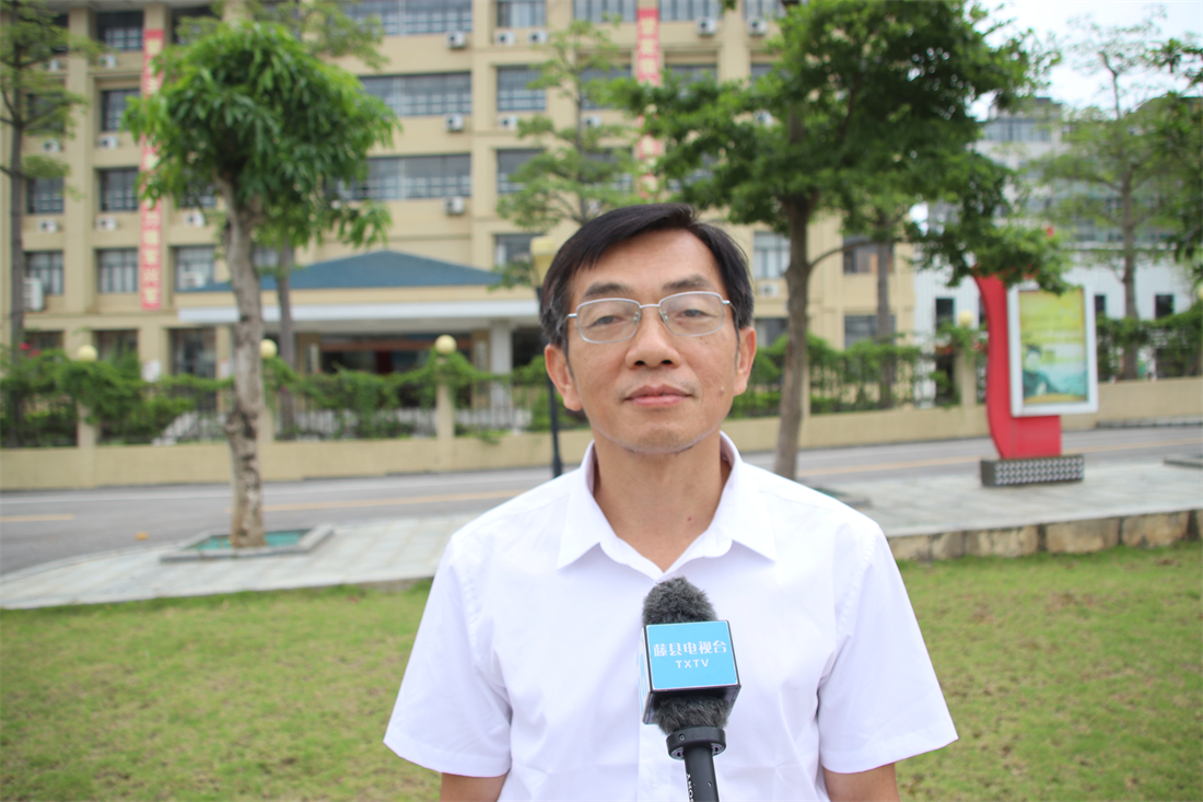 少年入军营燃起不灭的爱国之火