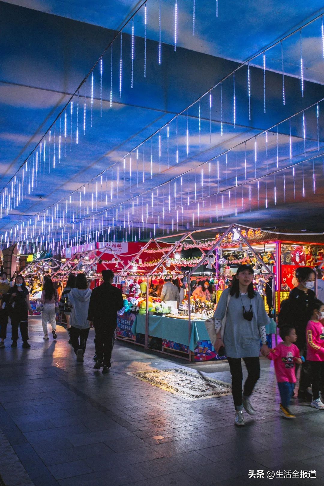 浪花攻略,楚河汉街有什么值得玩的吗