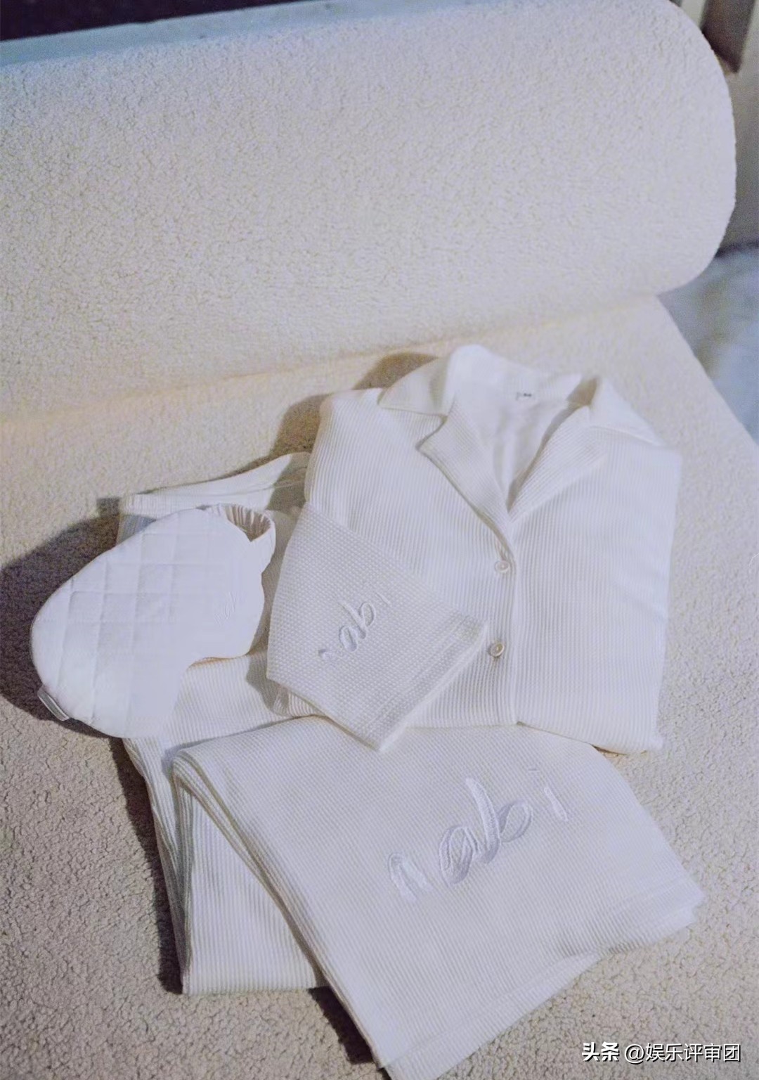 娆ч槼濞滃绮変笣鍥炲簲榛戠矇璇勮,娆ч槼濞滃绮変笣鍚堢悊璇夋眰