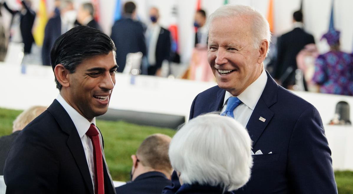 俄乌战争英国给乌克兰援助武器吗,英国对乌克兰军事援助要不要钱