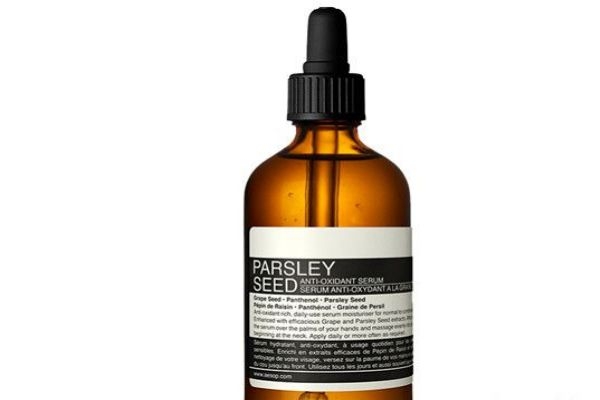 美白祛黄提亮肤色精华液测评,精华液补水美白提亮肤色用法