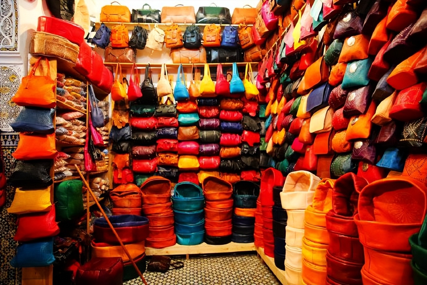 摩洛哥皮革大染坊菲斯 (摩洛哥的皮革染坊)