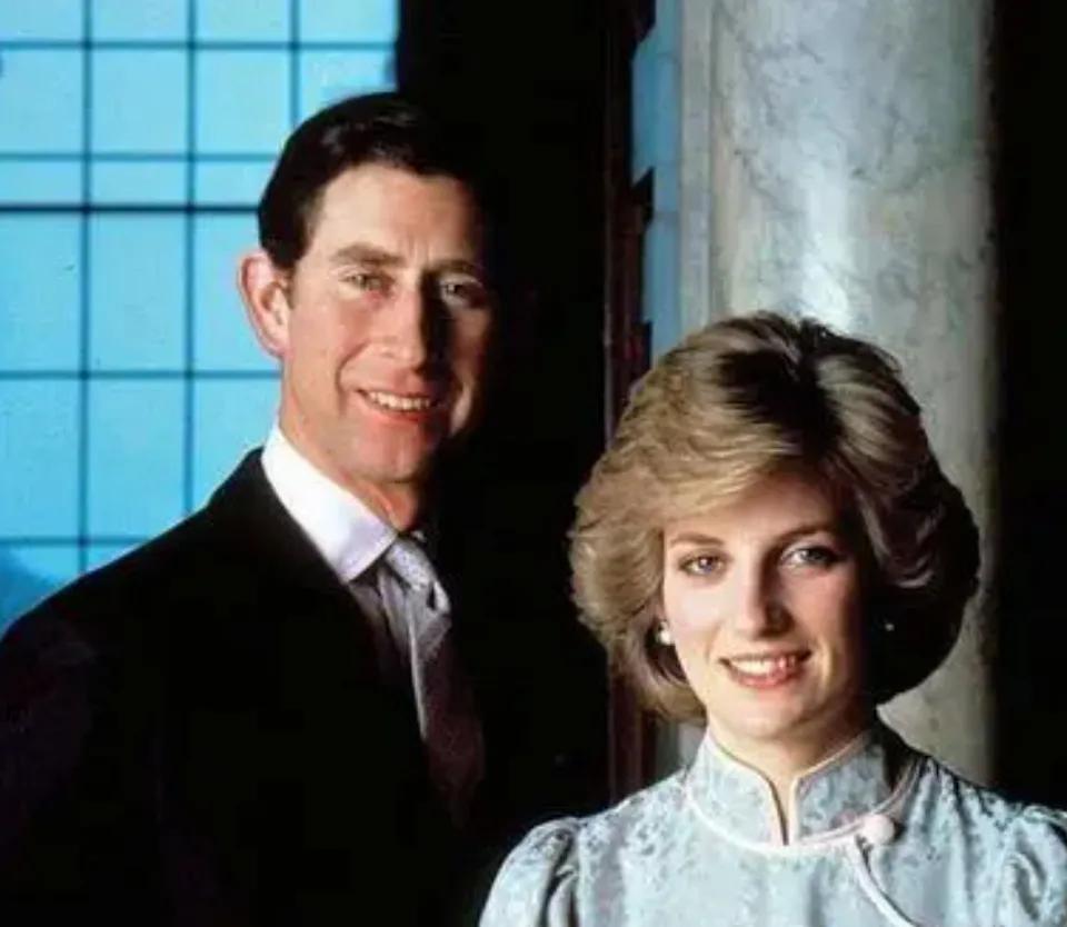 查尔斯：少年被人欺凌、等半个世纪才登基、加冕演唱邀请被人拒…