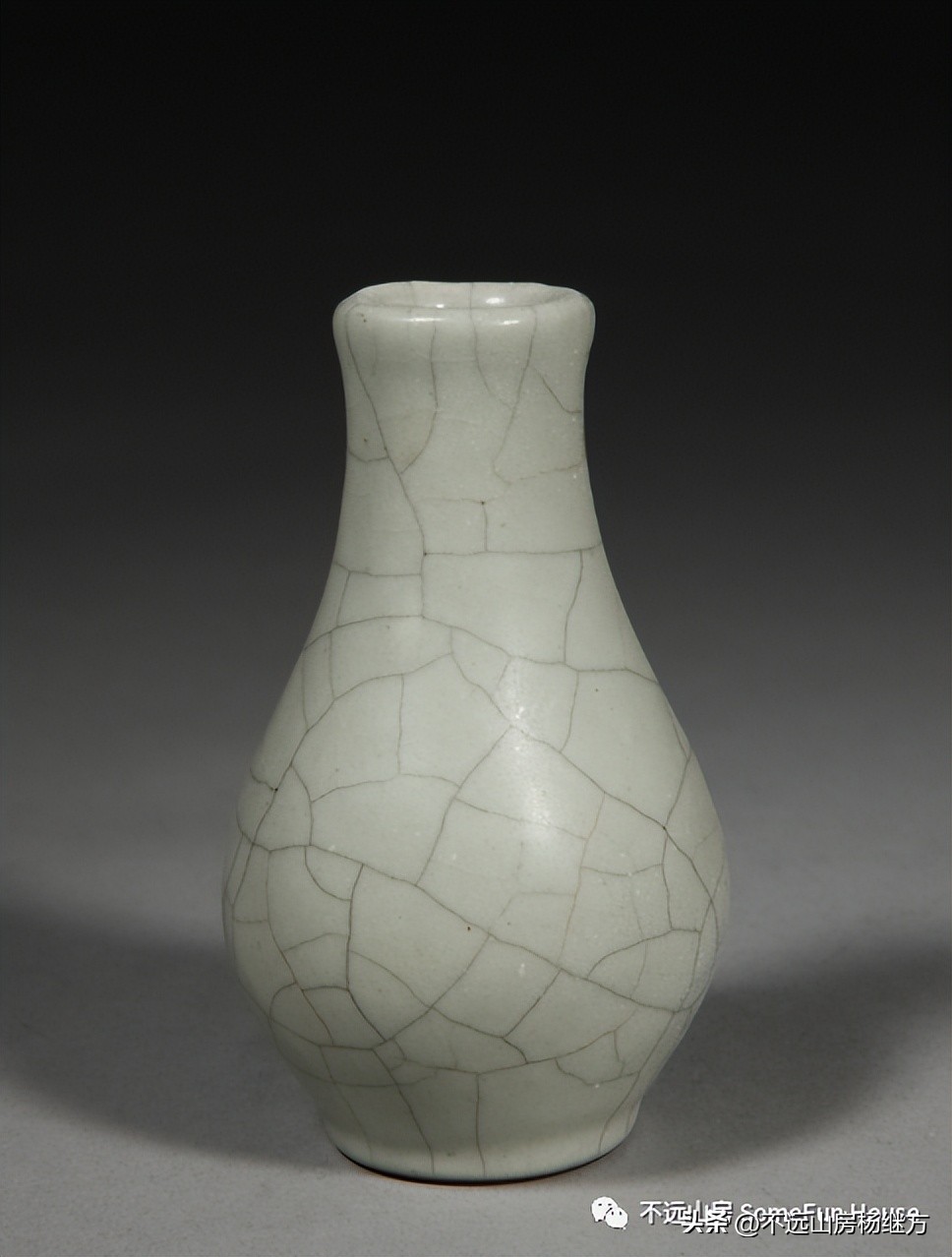 雍正黄色釉瓷器图,清代雍正朝粉青釉瓷器鉴赏