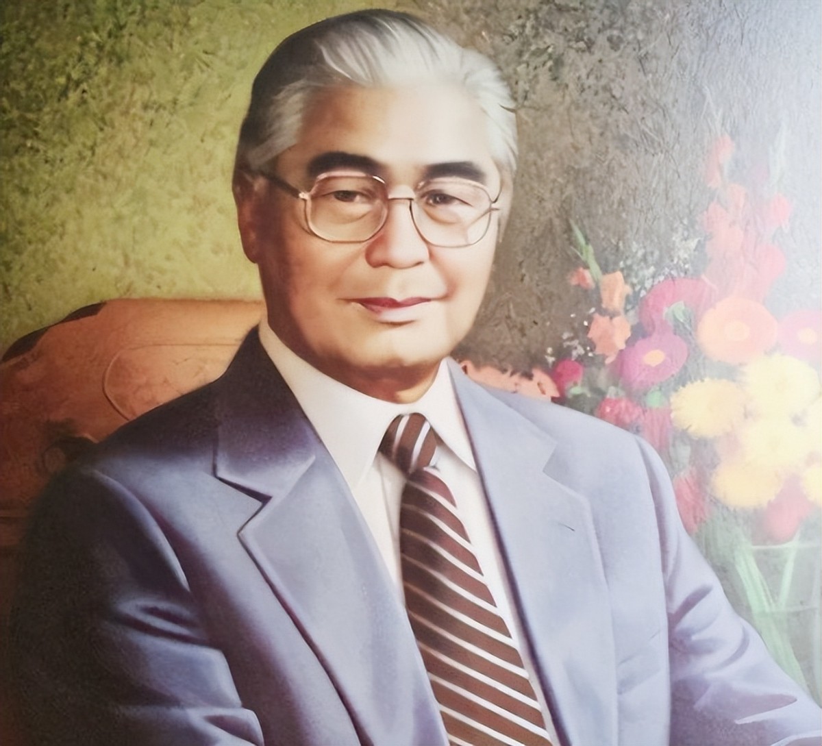 红色资本家荣毅仁:89岁在京逝世,留下4个子女,今独子身价百亿