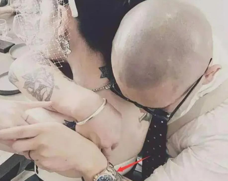 具俊晔近况疑似曝光,具俊晔再爆猛料