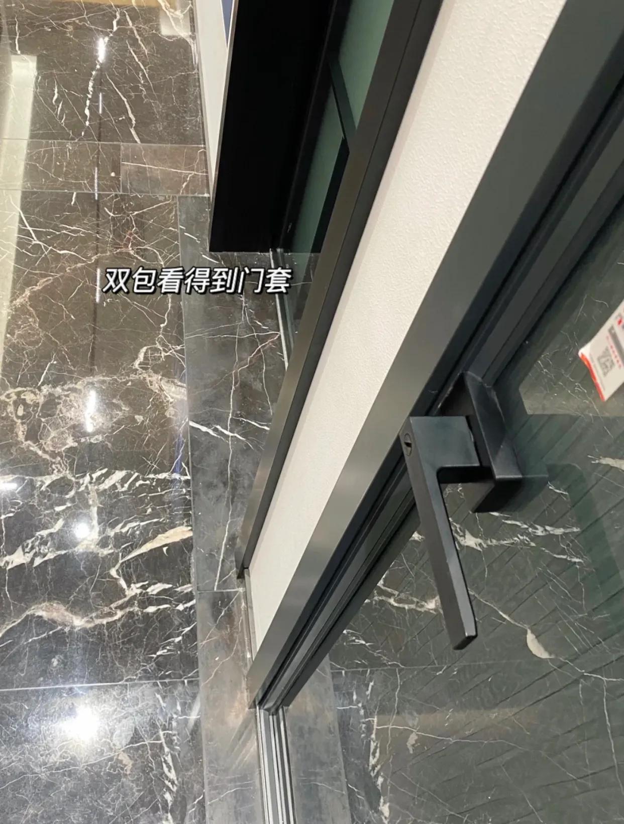 客卫门用实木门还是玻璃门,卫生间门是实木门还是铝合金门好