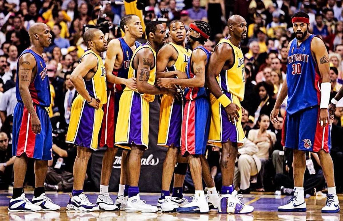 世界体坛十大发挥失常，外星人九八世界杯决赛，詹姆斯总决赛八分