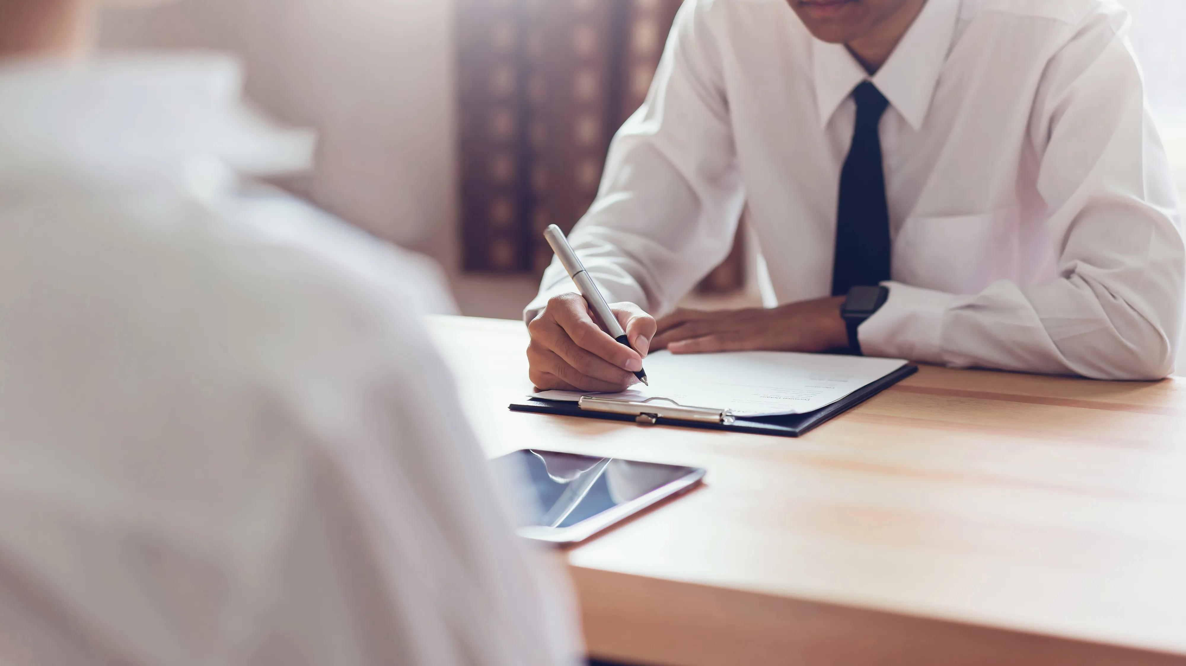 没钱该如何创业现在,没钱怎么创业选什么项目