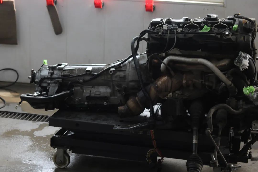 经典老车宝马x5翻新,宝马x5二手车整备翻新费用