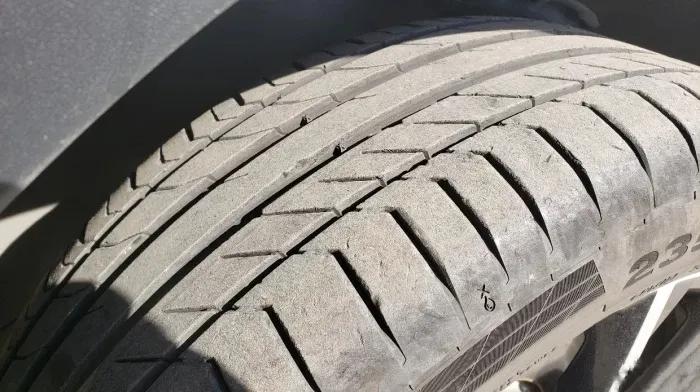 途观车门限位器通病,途观l方向锁通病维修