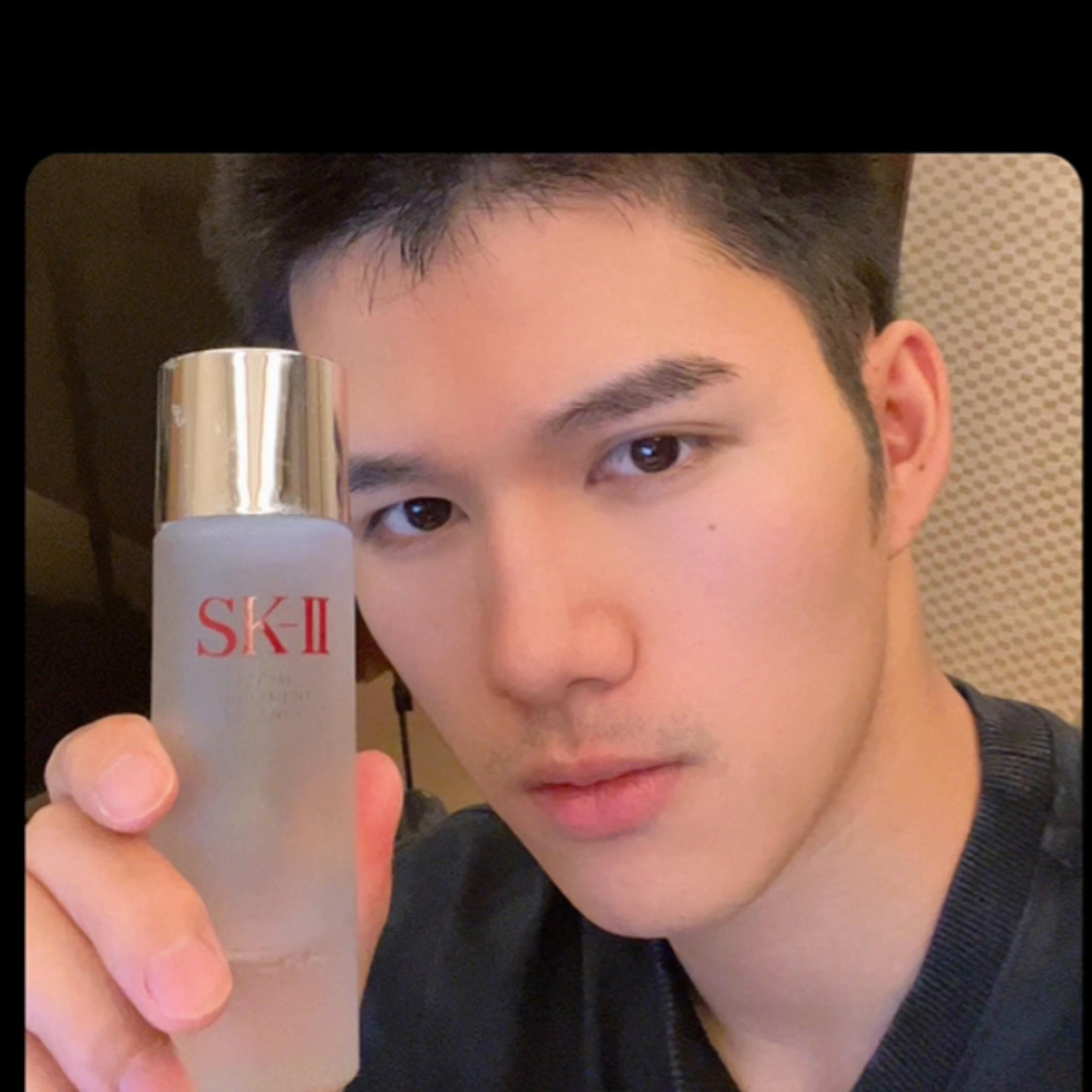 SK-II神仙水性价比不高,宣传有点夸大,对健康油皮很...