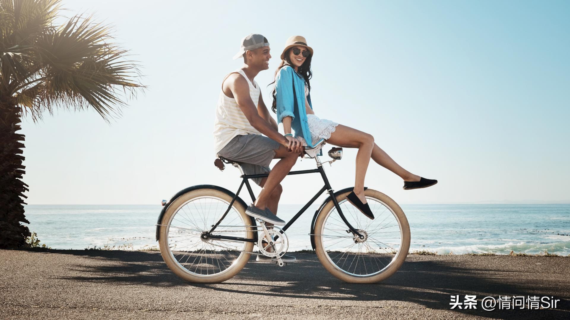 男朋友说给你买礼物应该说谢谢吗,男朋友给买礼物是要还是不要