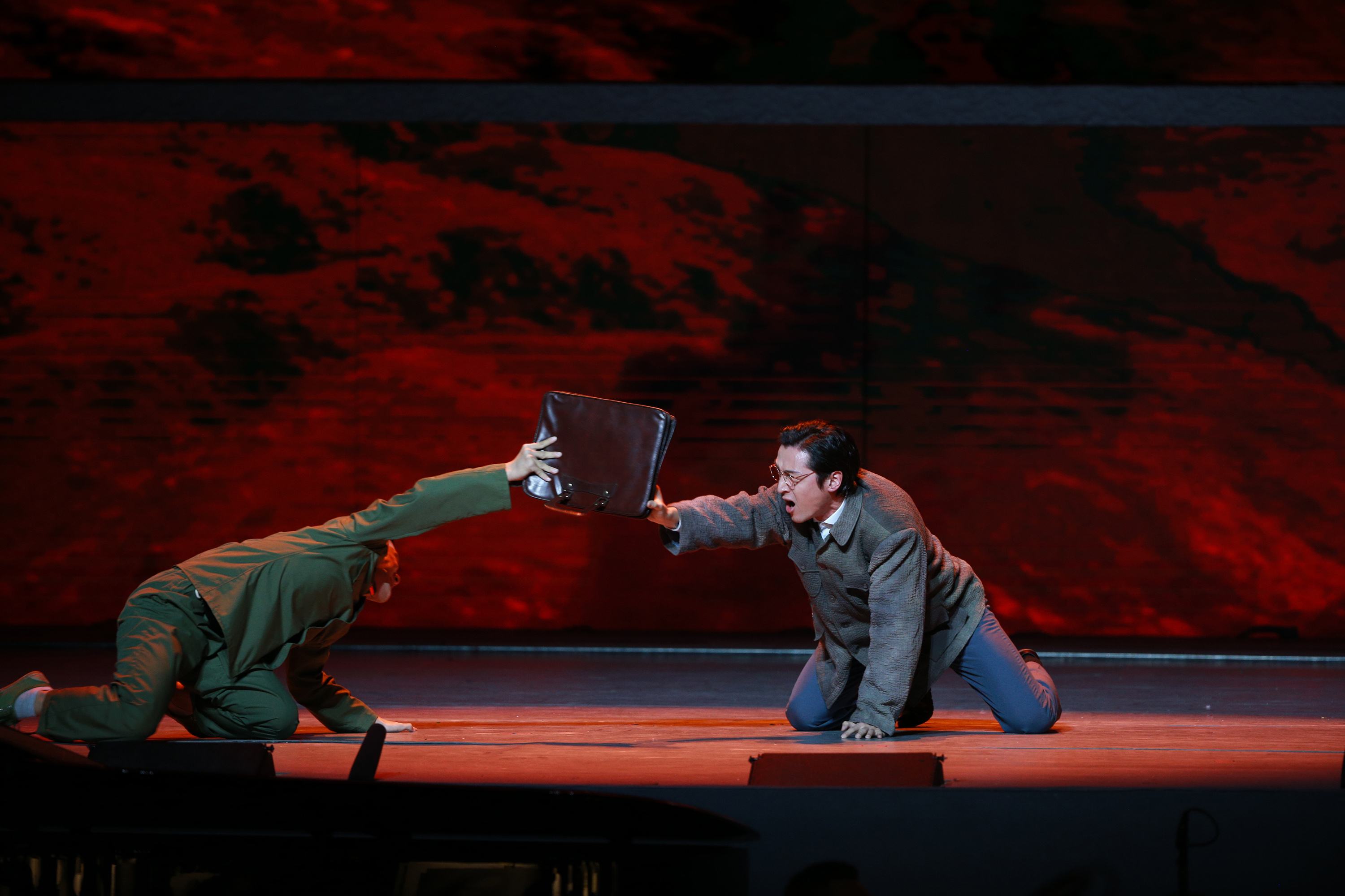 胡歌始于才华忠于颜值,胡歌个人资料及介绍