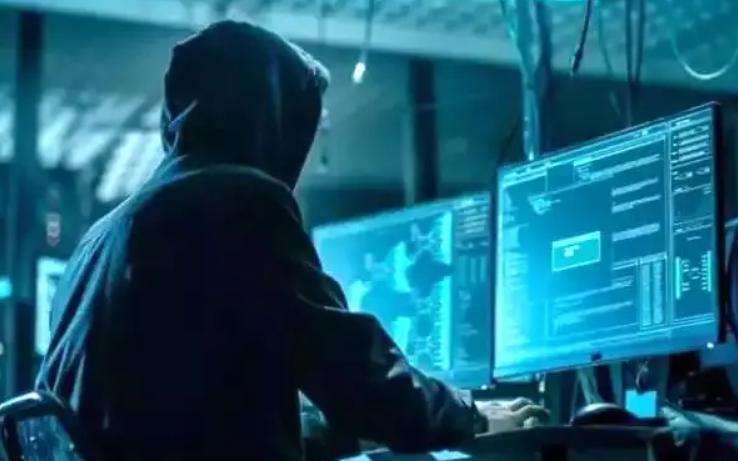 世界十大黑客，有人入侵美国国防部只为找外星人