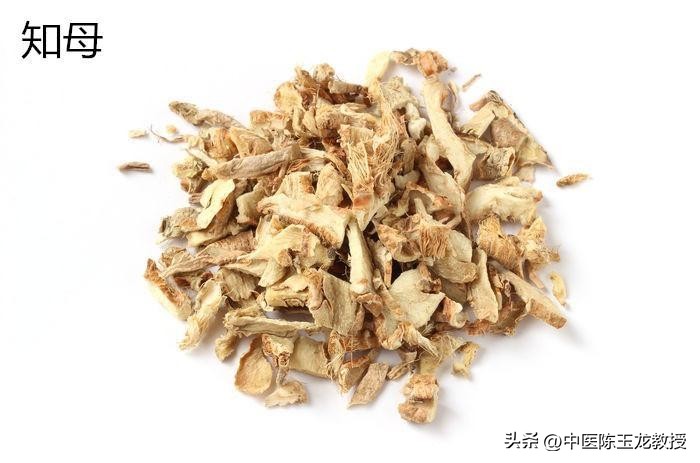 饭后总胃胀喝水就吐,饭后喝水胃胀怎么回事