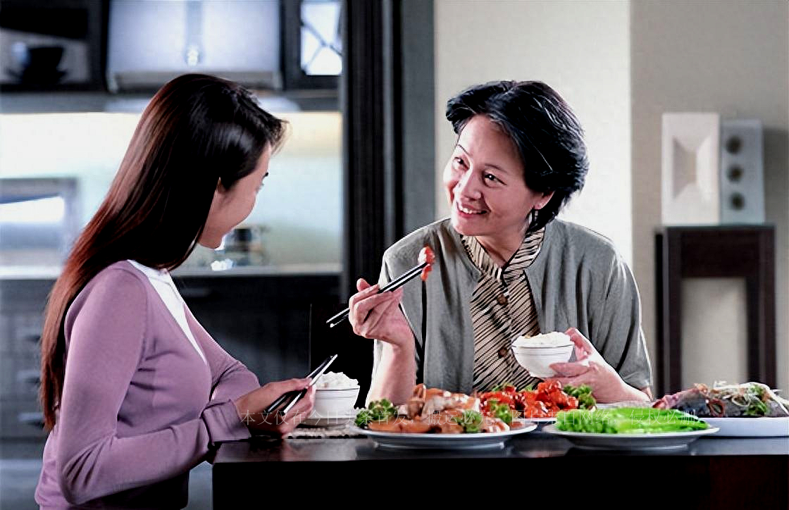 “我”月薪三万，男友顺利考公后却逼分手，我便拿出手机：还钱。