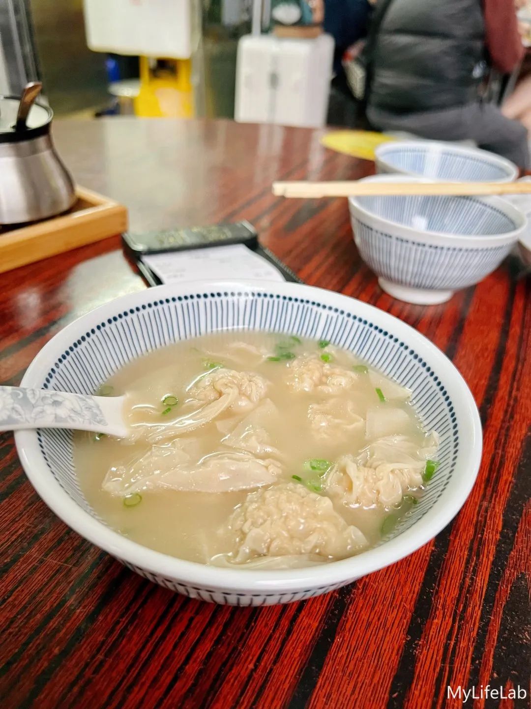 在3000+一晚的酒店吃泡面，澳门半日游耗尽电量...这个春节不一般