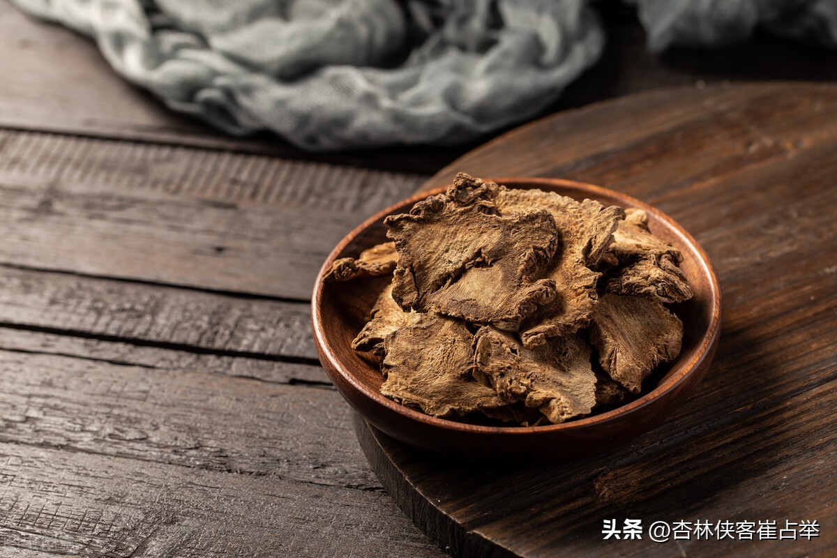 冬病夏治，抓住三伏尾，解读一个中成药，逼出关节里的风、寒、湿