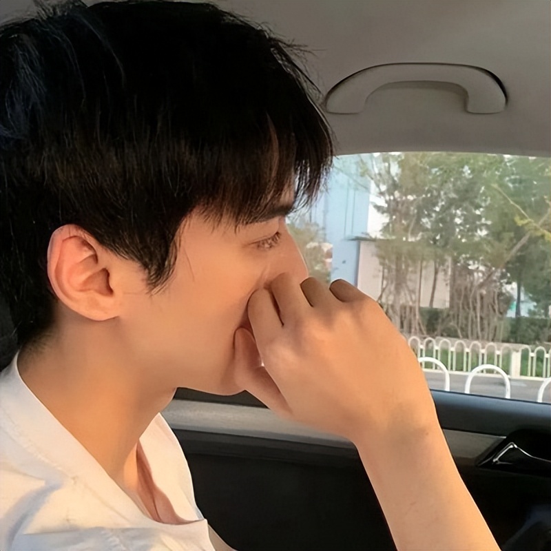 黑白风超帅高级感男头,好看的高级帅气男头