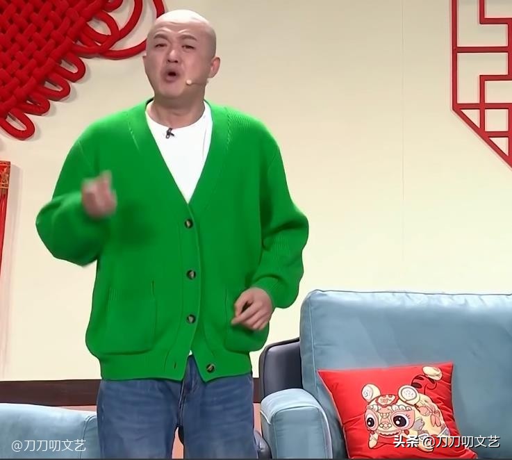 春晚首秀央视,春晚马凡舒绿裙