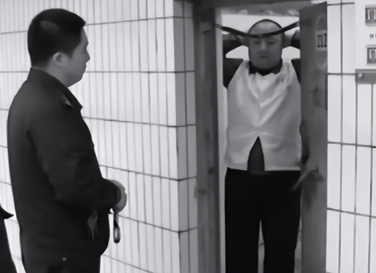 11年许昌一家四口惨遭灭门，女尸*处私**被划伤，犯人家属：罪有应得