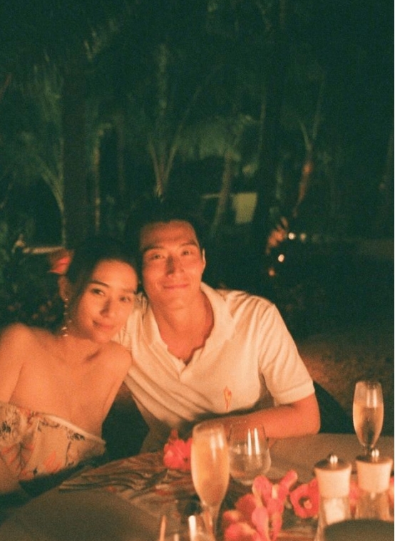 窦骁有多宠爱何超莲,窦骁为什么选择赌王千金