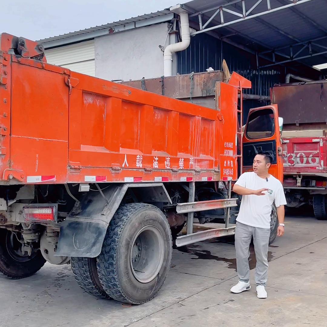 东风二手双桥车自卸翻斗车,5万以下二手东风蓝牌翻斗车