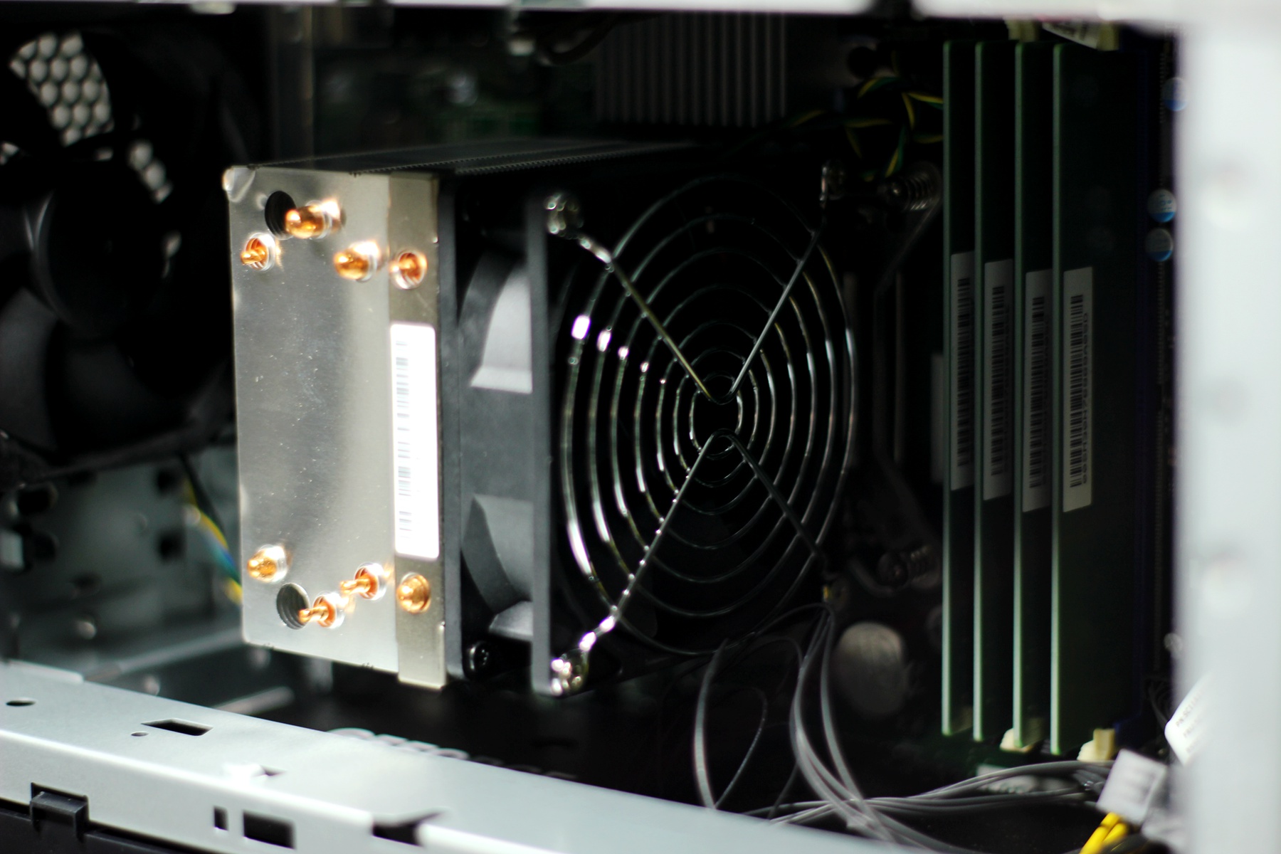 联想ThinkCentreP900,联想thinkcentree95测评