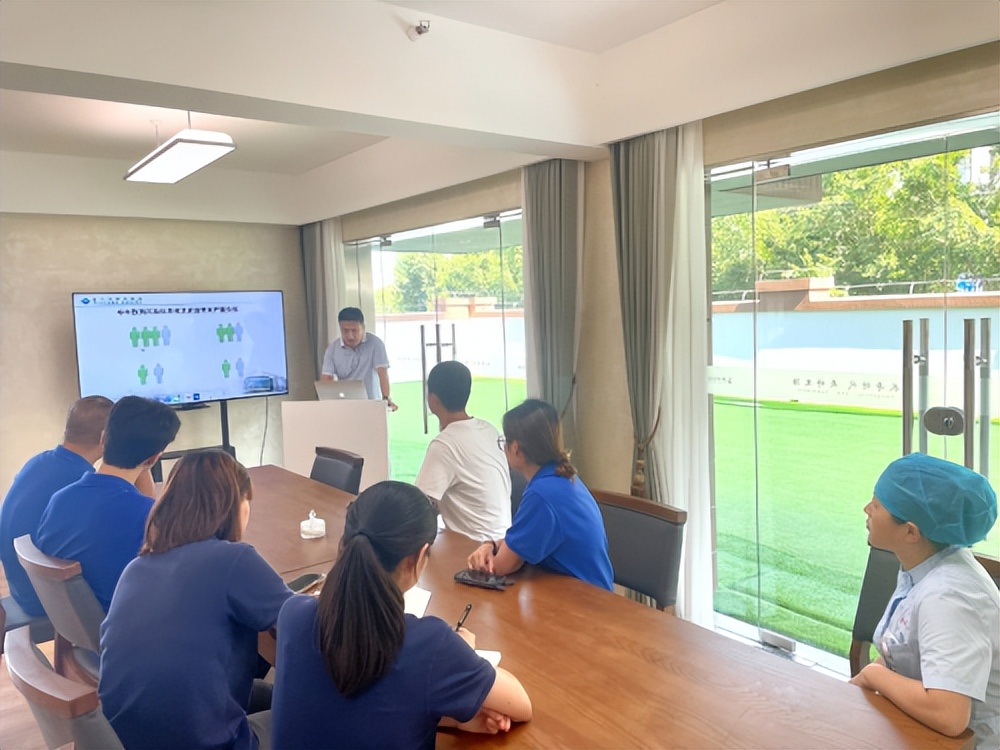 颐和五星家园·爱“救”在身边，用心服务，用爱呵护