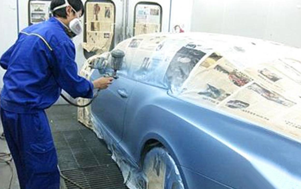 深圳工厂实录：喝酒、撩妹、玩游戏，低学历工人逃不掉的命运