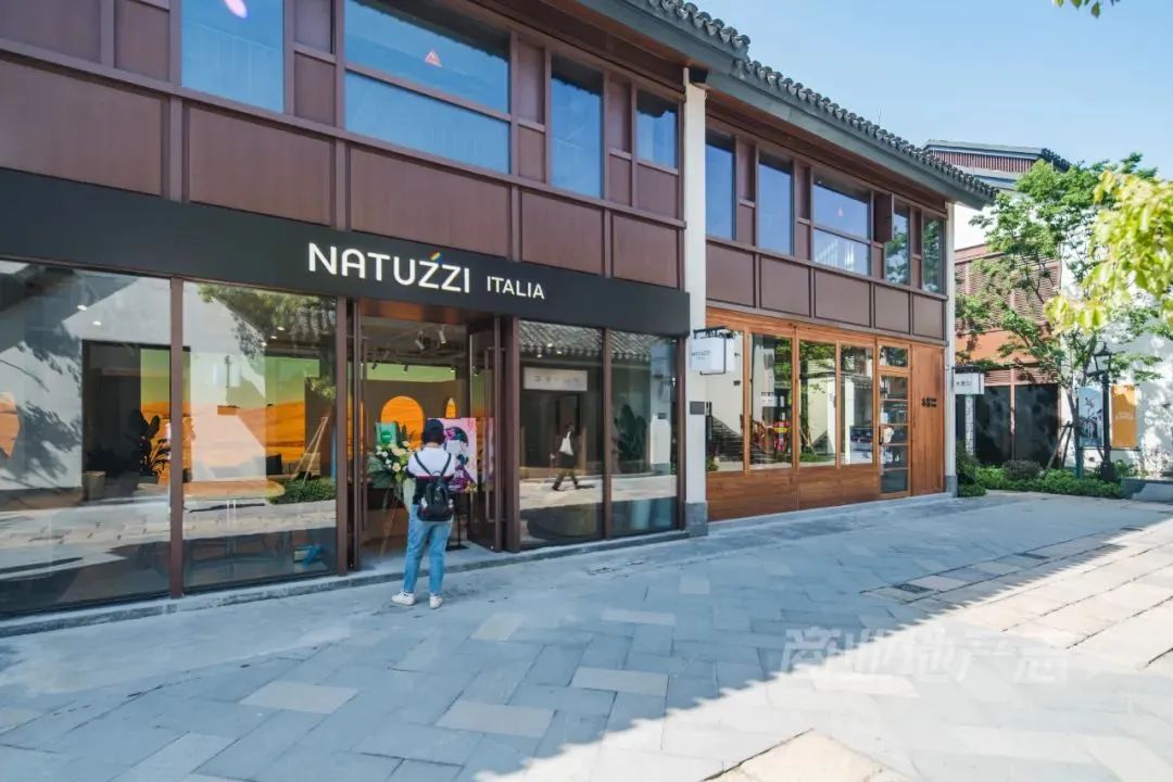 CRR百图斩｜公园里的新天地：上海蟠龙天地