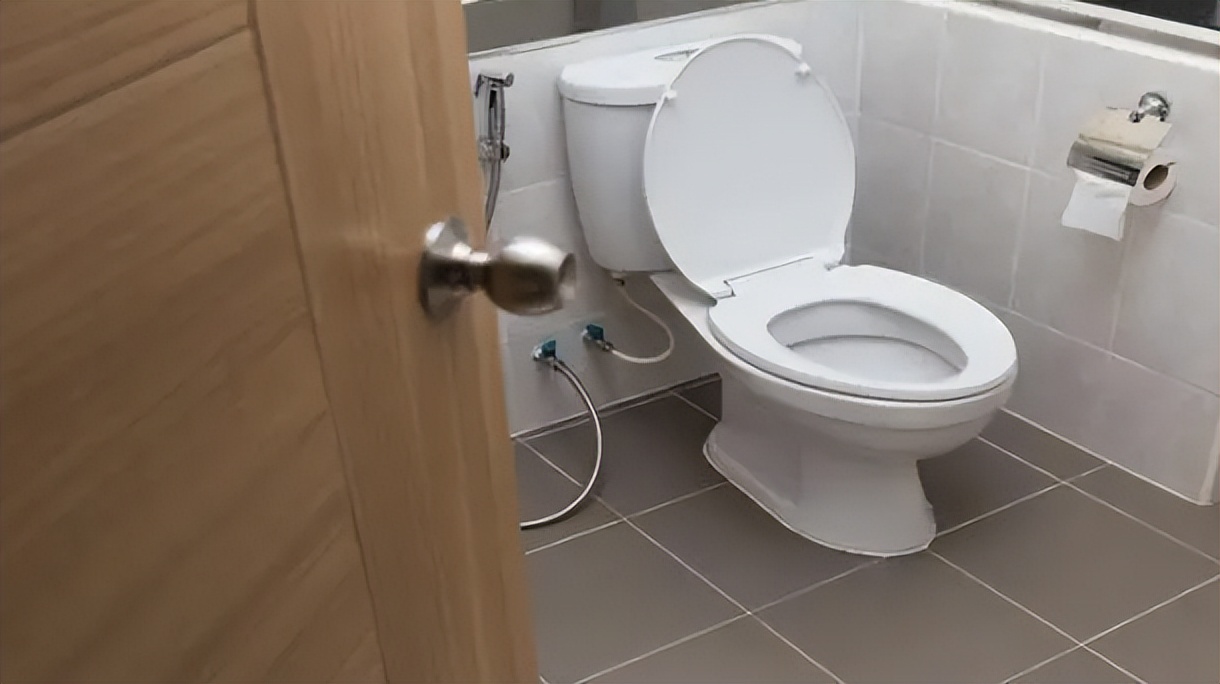 马桶没吸力用盆冲就有,智能马桶冲水无力没吸力怎么办