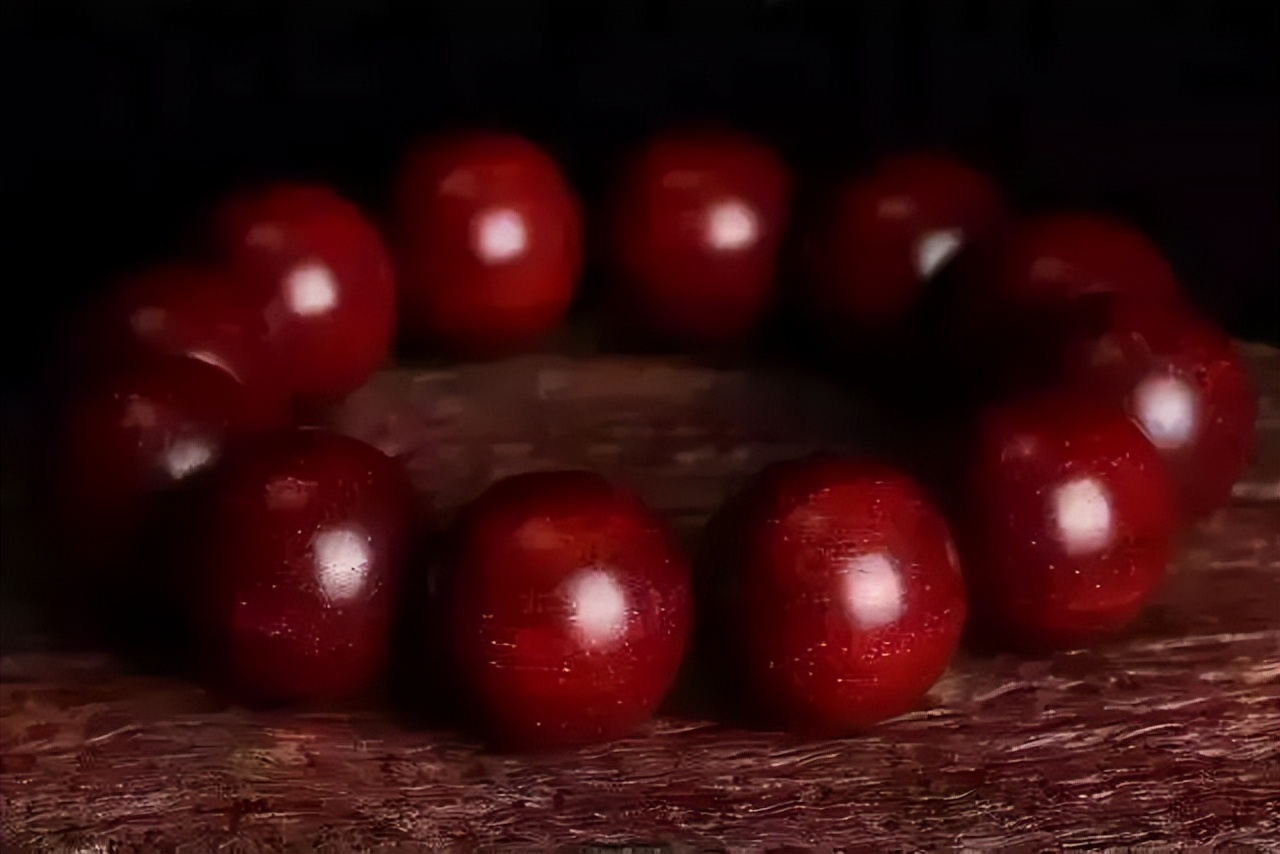 正宗小叶紫檀鸡血红料,小叶紫檀鸡血红料怎么样